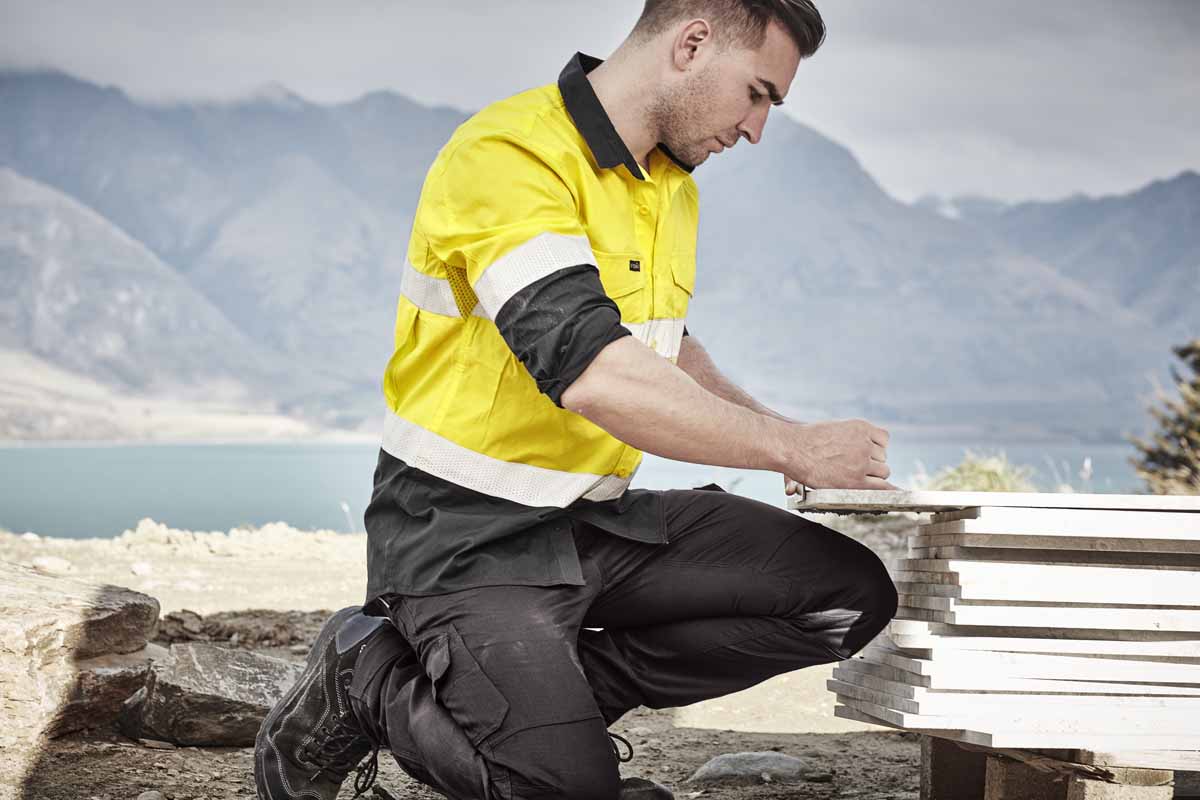 Syzmik Men's Rugged Cooling Lightweight Reflective Taped Long Sleeve Hi Vis Shirt ZW129 (145 gsm Cotton Ripstop) (Yellow/Navy)